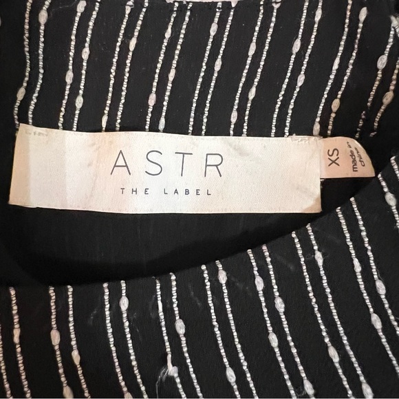 ASTR The Label Jolene Dress Black Striped Faux-Wrap Mini Shift Size XS - Picture 7 of 9